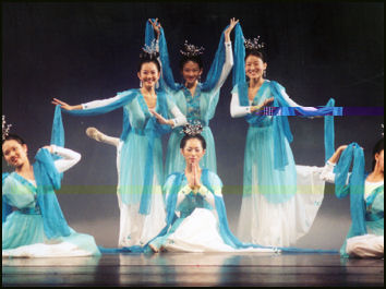 20080303-duhuang dance fairy atalata chinse dance copany.jpg